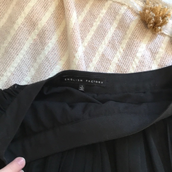 Black midi skirt - Picture 4 of 6